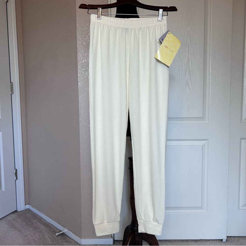 NWT Kenyon Outlast QVC Buttery Soft Yellow Lounge Pants Joggers Size Small
